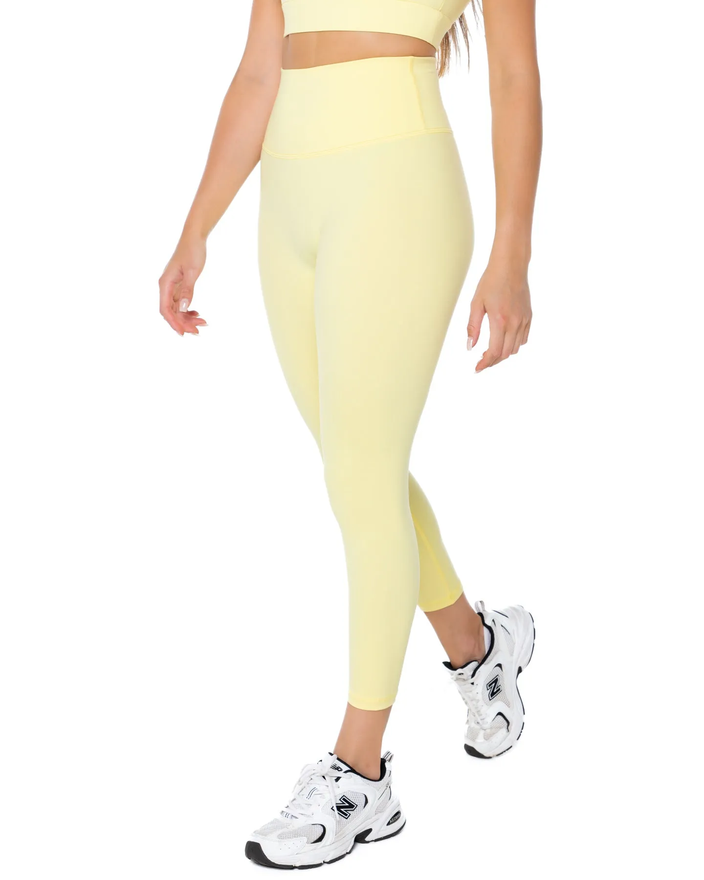 7/8 Aura Scrunch Leggings - Soft Yellow