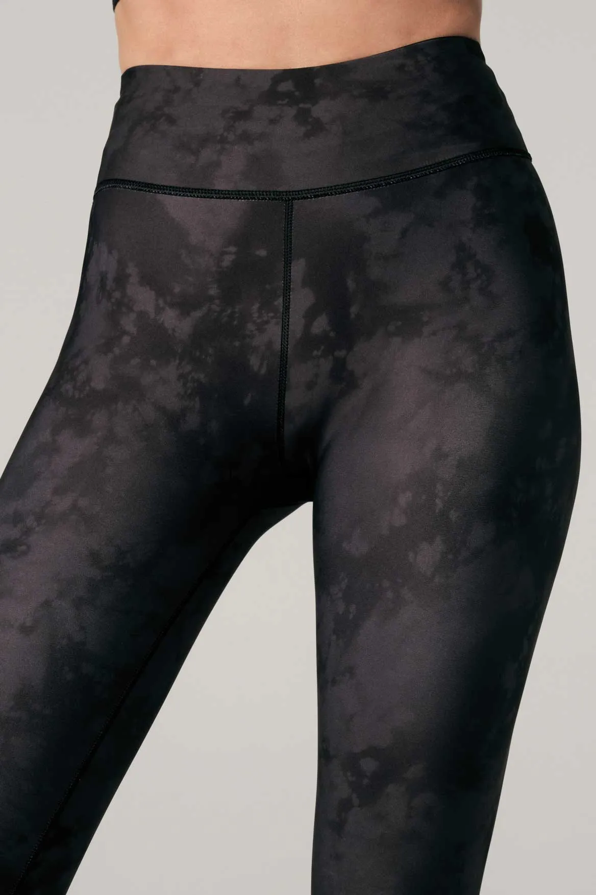 Aria Reversible Legging Nebula Cloud