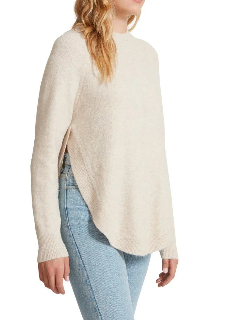 BB Dakota Learning Curve Sweater