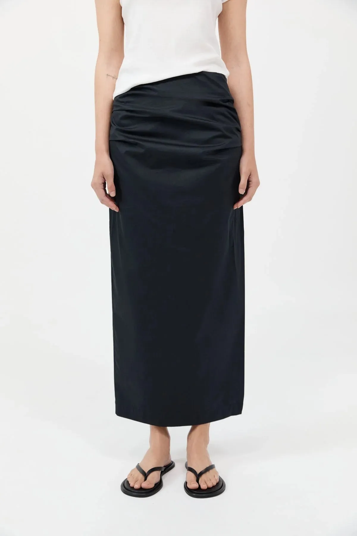 COTTON TUCK MIDI SKIRT BLACK