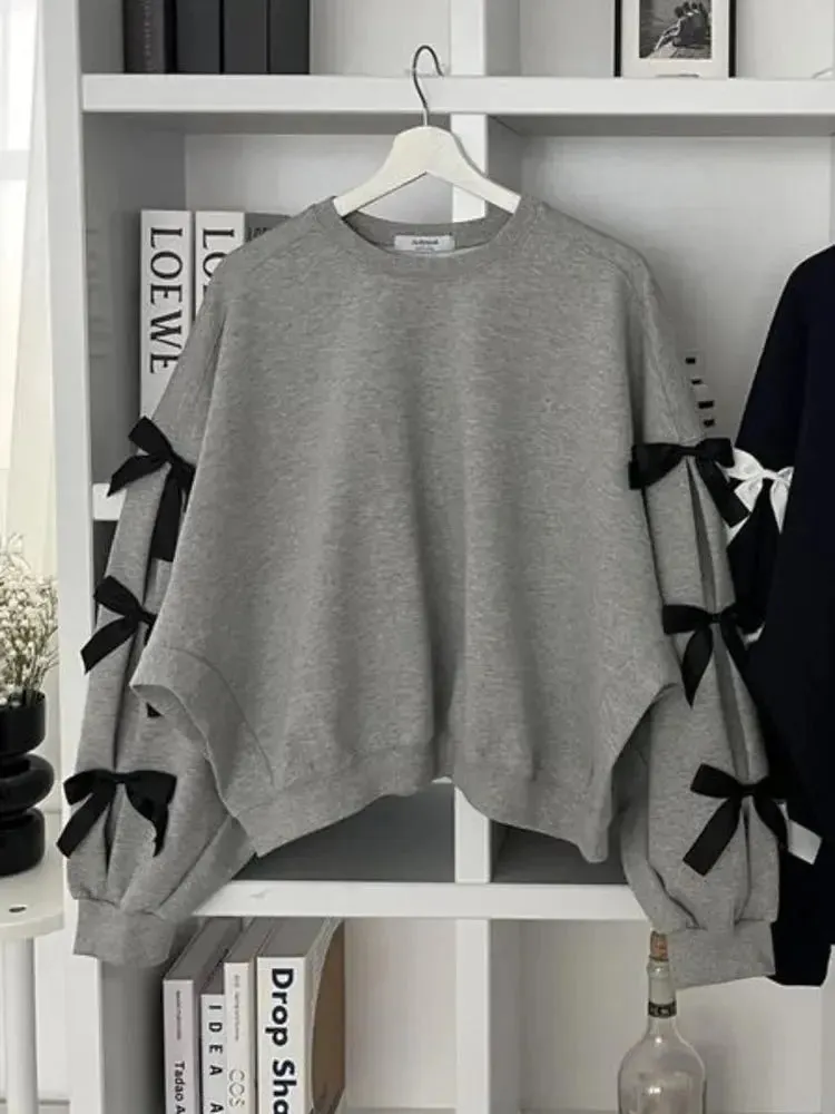 [EWQ] New Fashion O Neck Loose Bow Long Sleeve Hoodie Korea Chic Gray Navy Blue Sweatshirt For Women 2024 Spring Autumn 16U8360