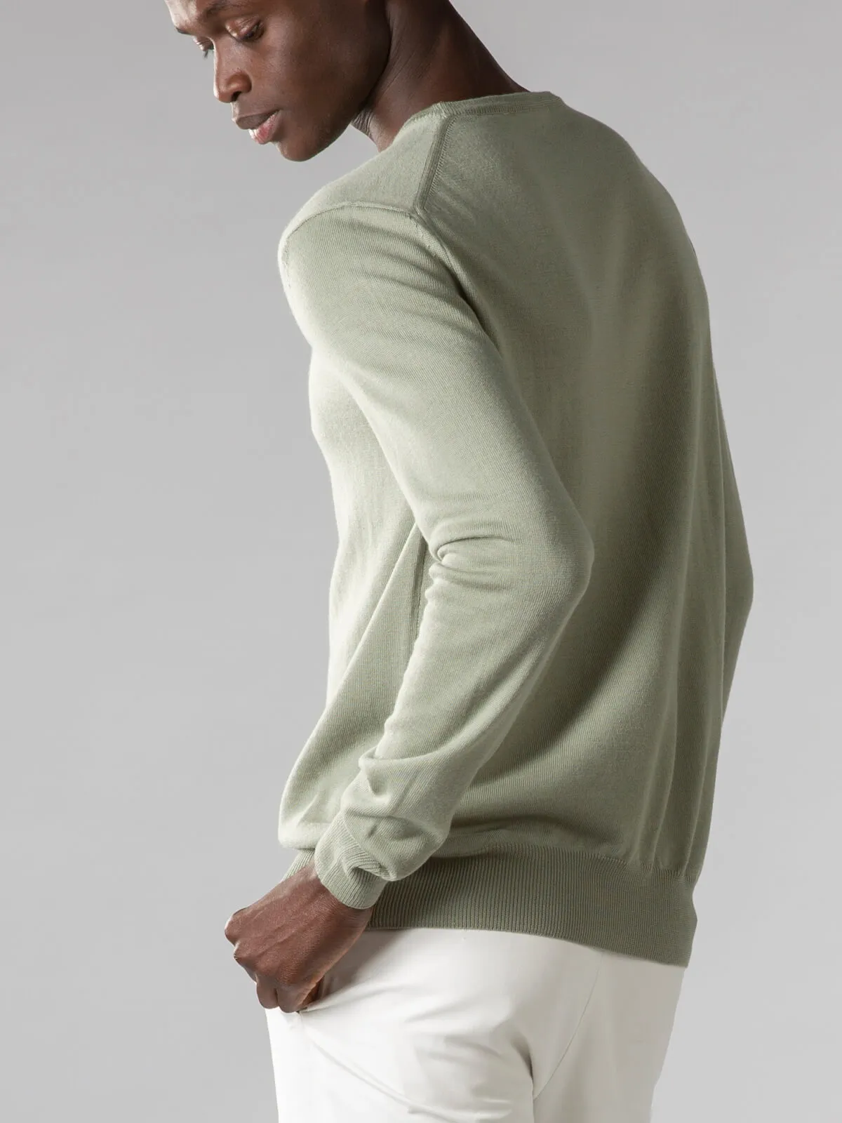 Extrafine Merino Crew Neck Sweater Pistache