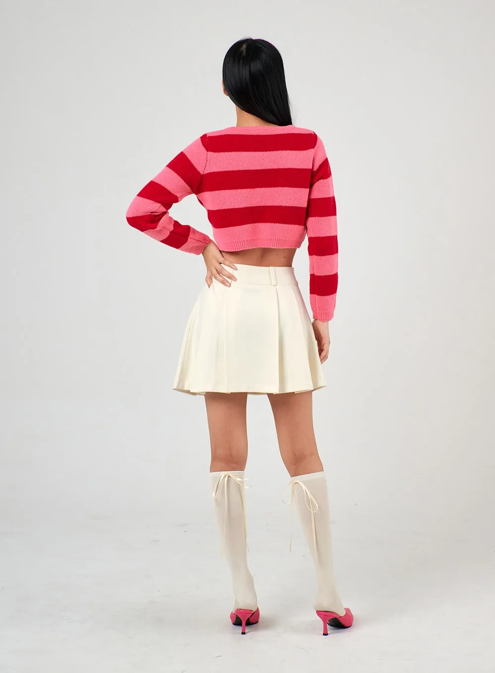 Heart Cut-Out Sweater Crop Knit Sweater IJ403