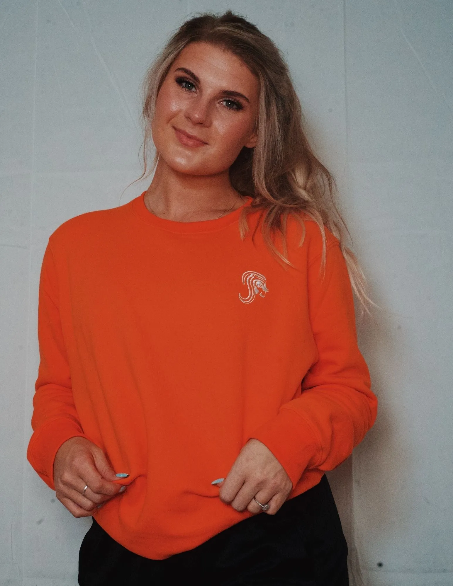 LION MINIMALIST CREW NECK (ORANGE)