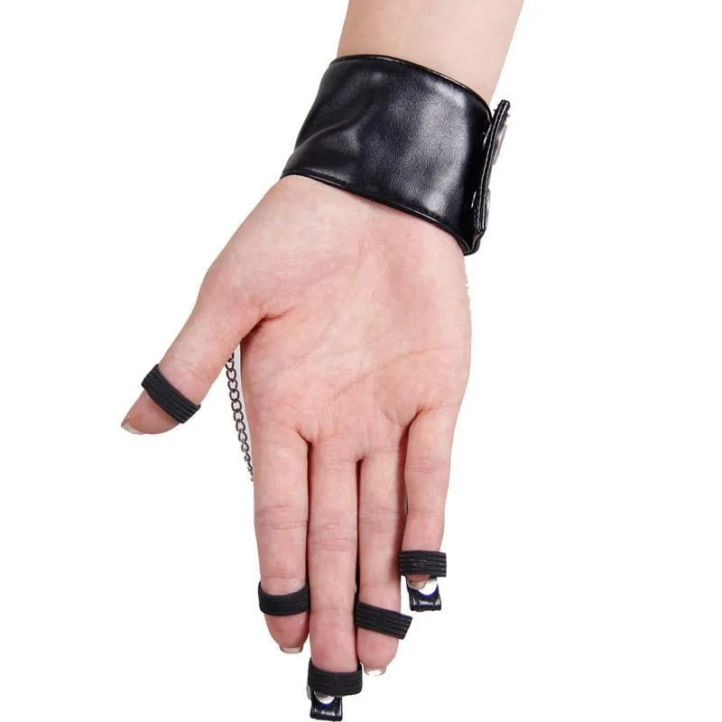 Men's Goth Gloves With Skulls