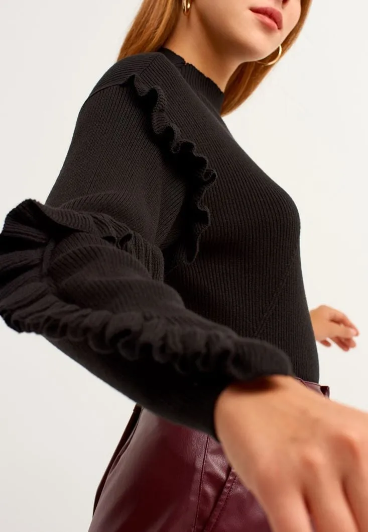 OXXO - Ruffle Detailed Crop Sweater