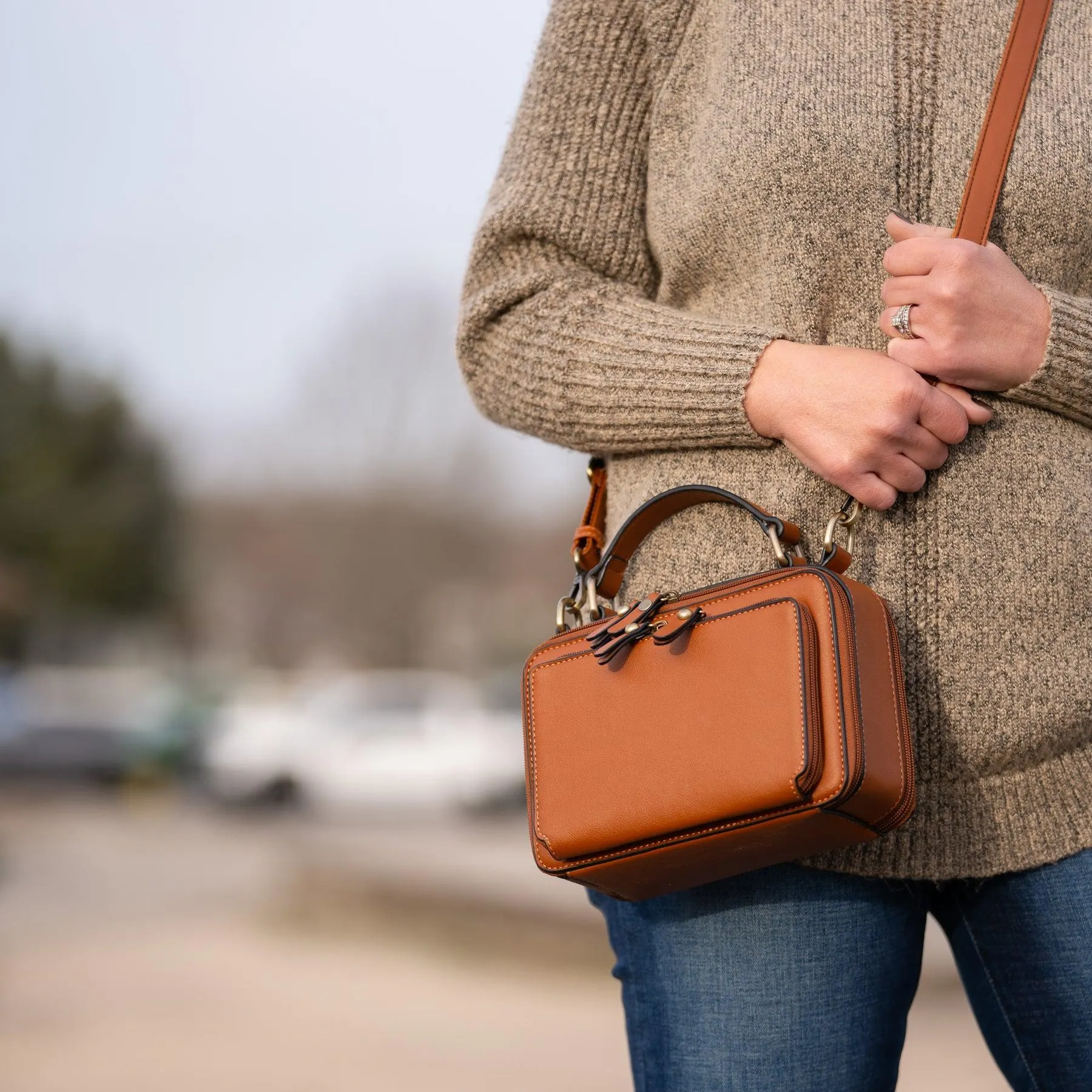 Pandora Concealed-Carry Crossbody