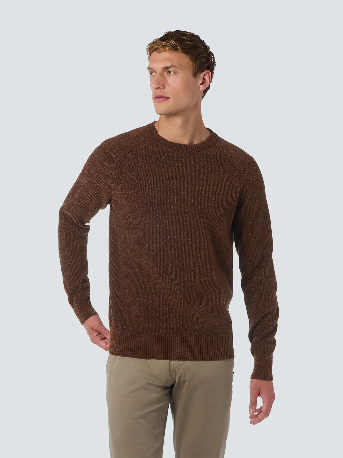 Round Neck Sweater in Two-Tone Chenille: Luxury and Comfort Combined | Brown