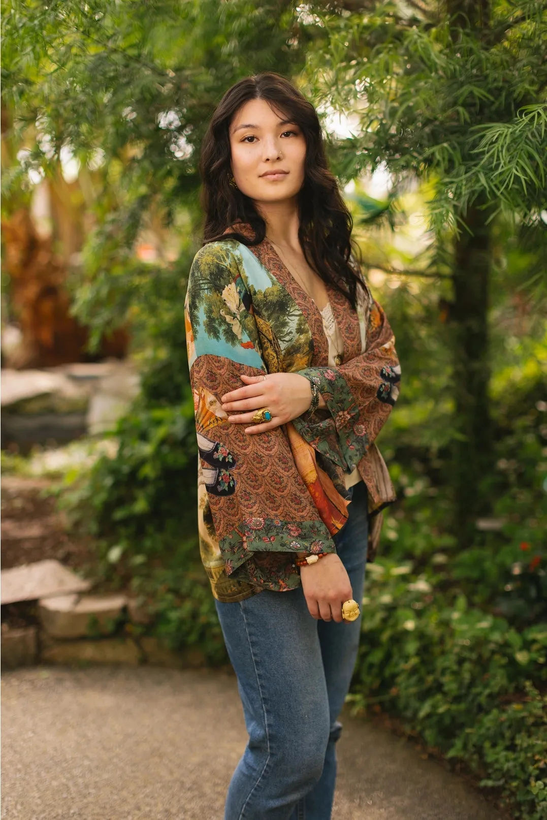 Secret Garden Cropped Bamboo Kimono with Swan