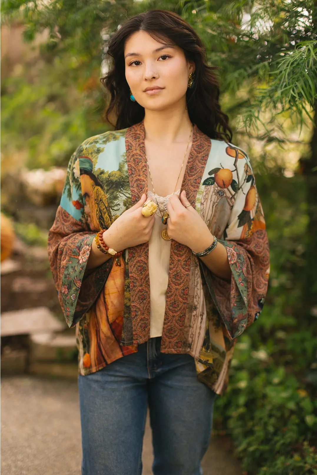 Secret Garden Cropped Bamboo Kimono with Swan