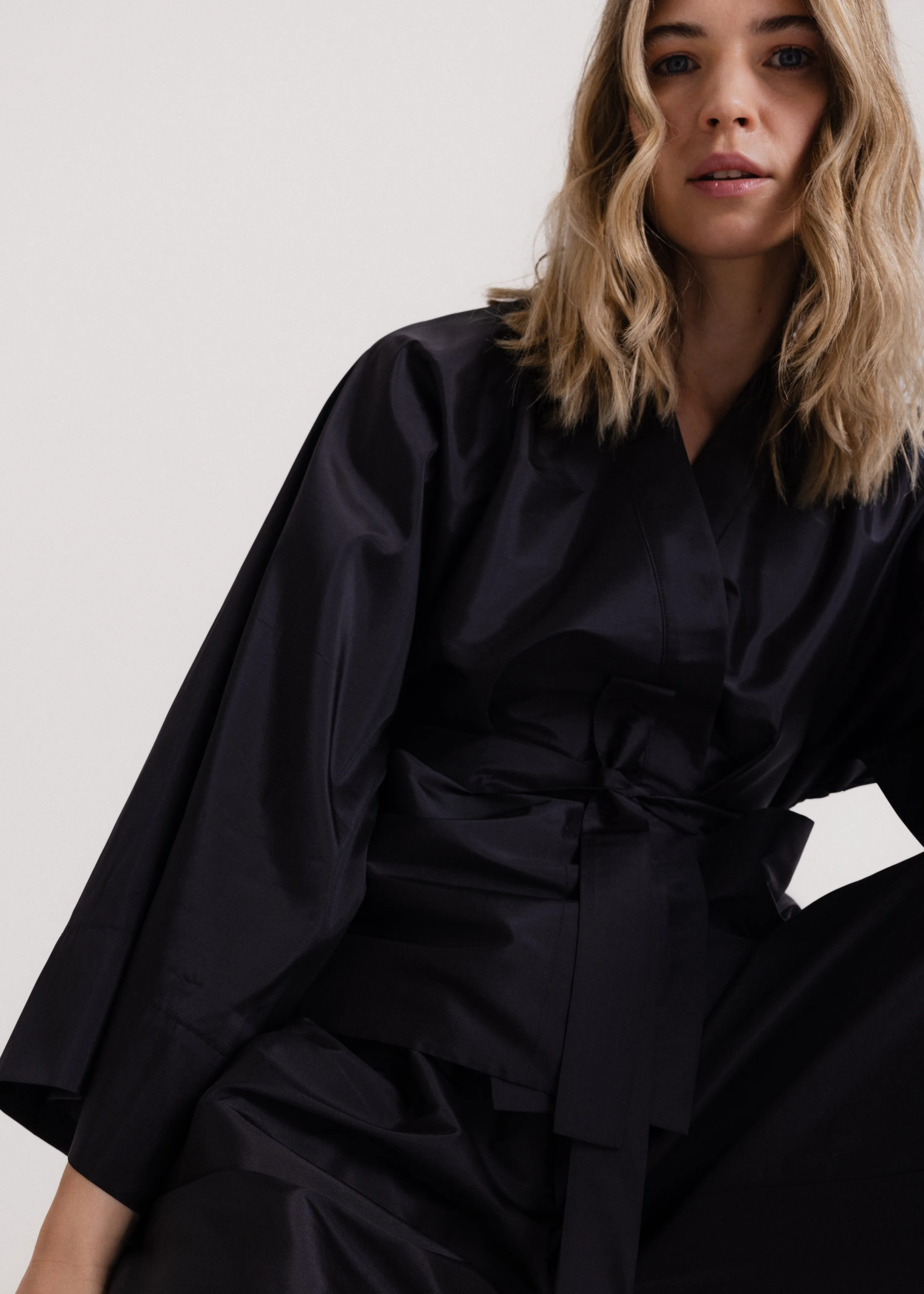 Taffeta Kimono Set in Black