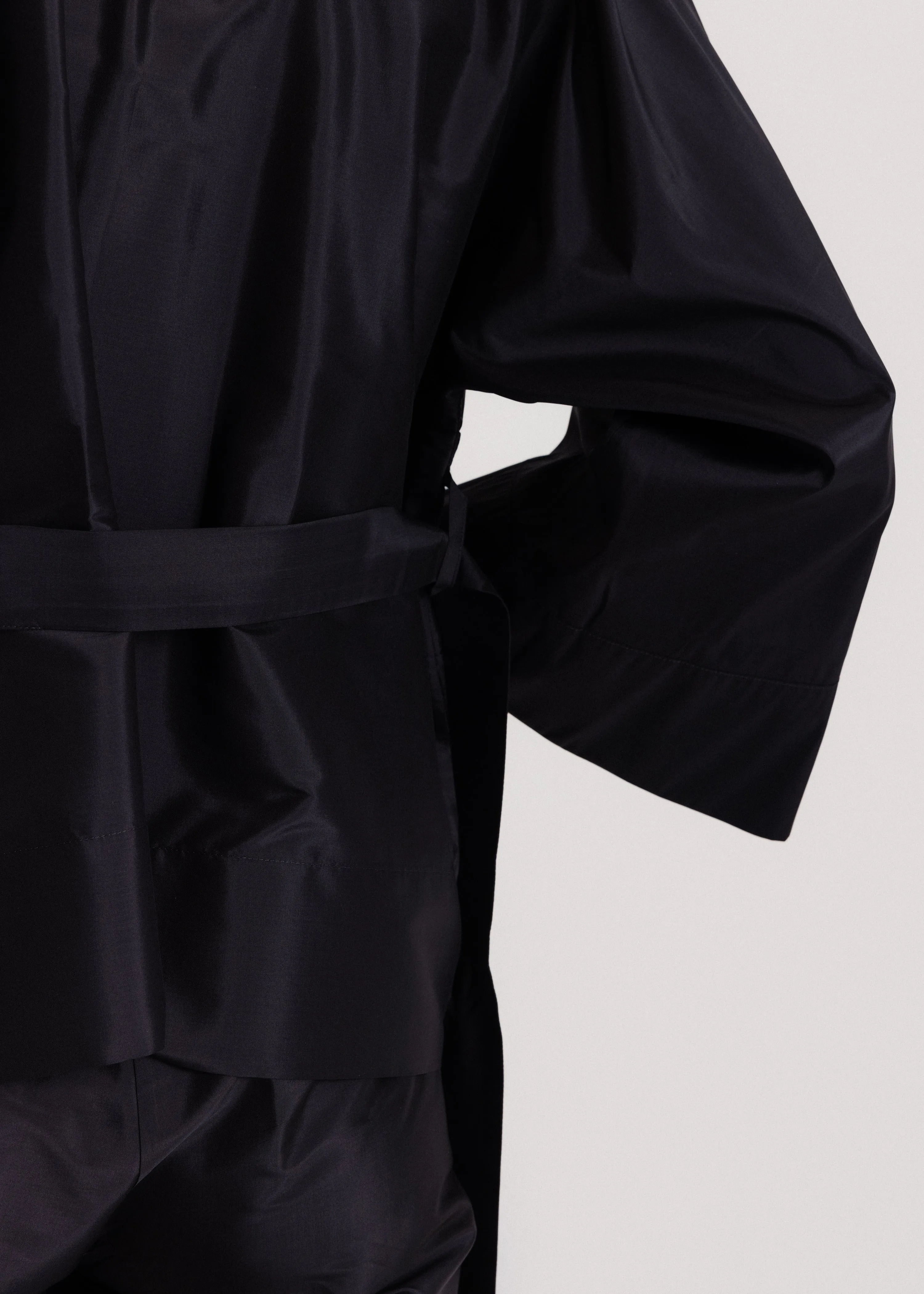 Taffeta Kimono Set in Black