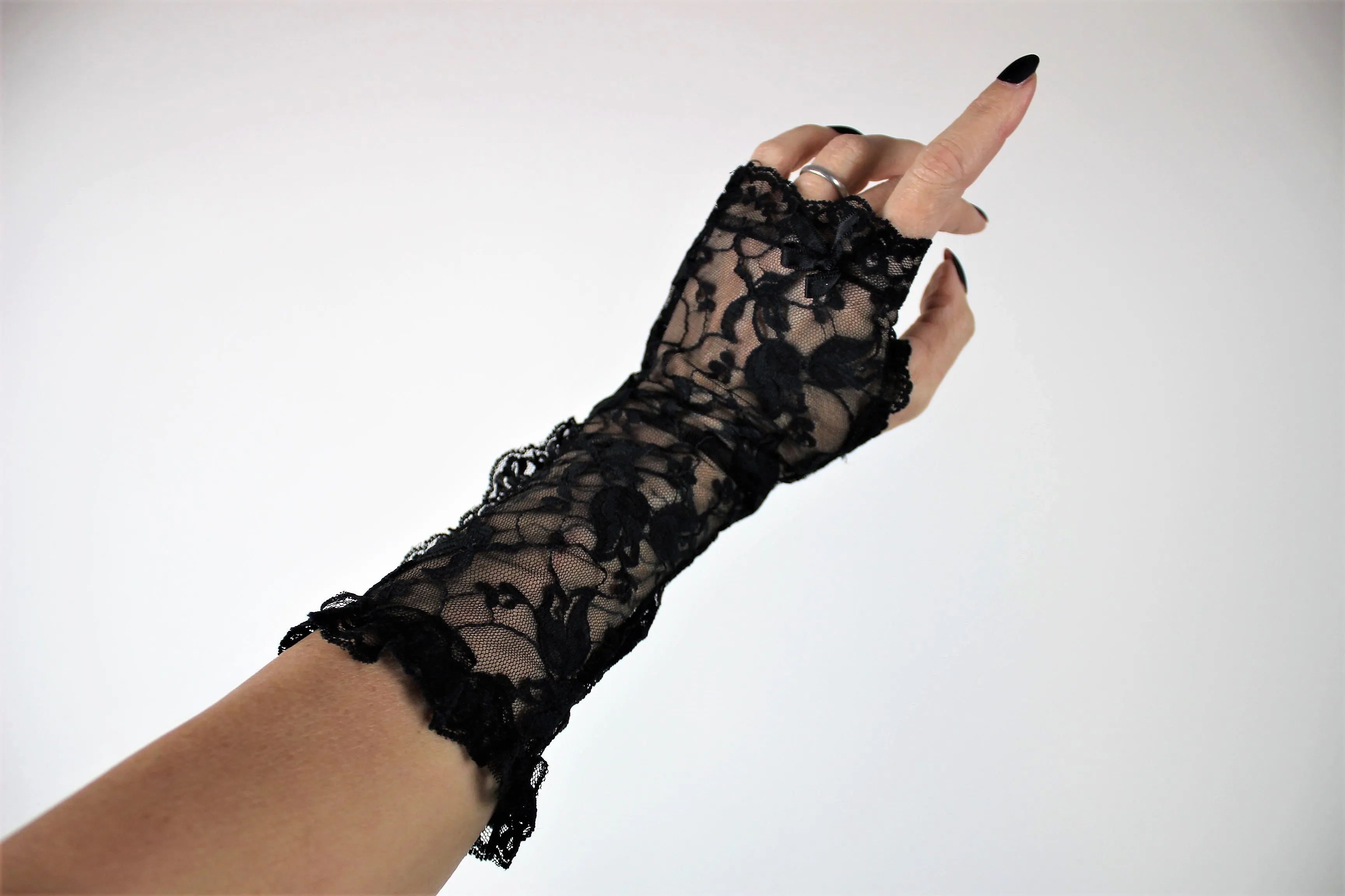 Vintage 1990s Black Lace Fingerless Gloves With Buttons and Bows