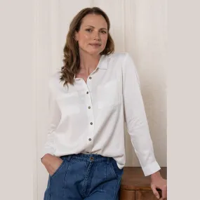 Willow White Outfitter Shirt